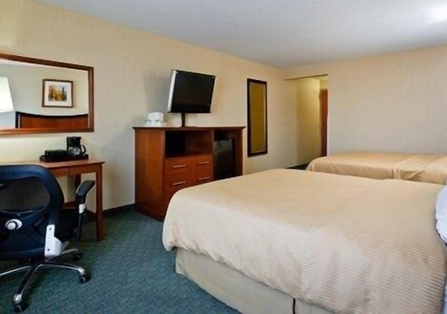 Quality Inn And Conference Center Greeley Downtown Esterno foto