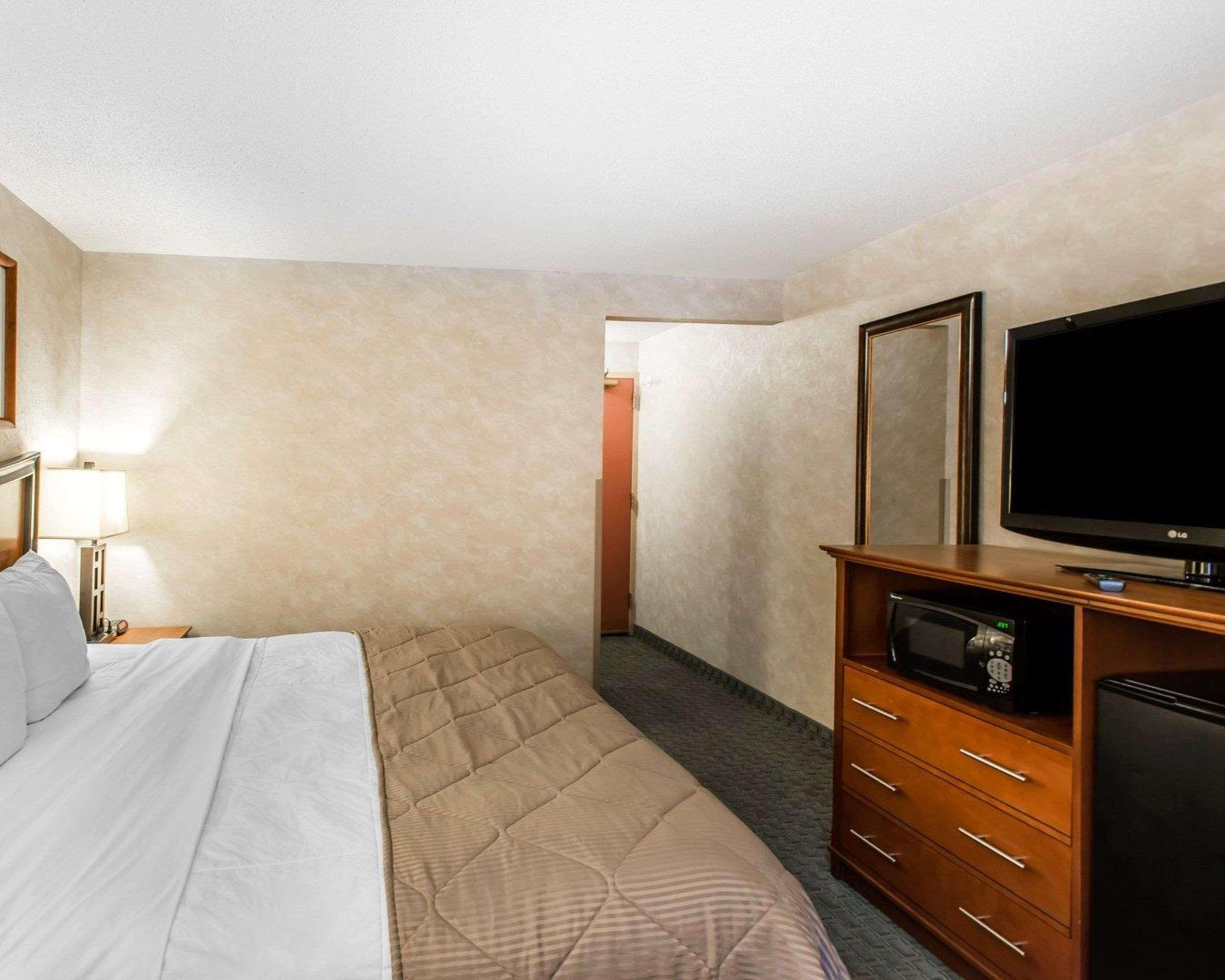 Quality Inn And Conference Center Greeley Downtown Esterno foto