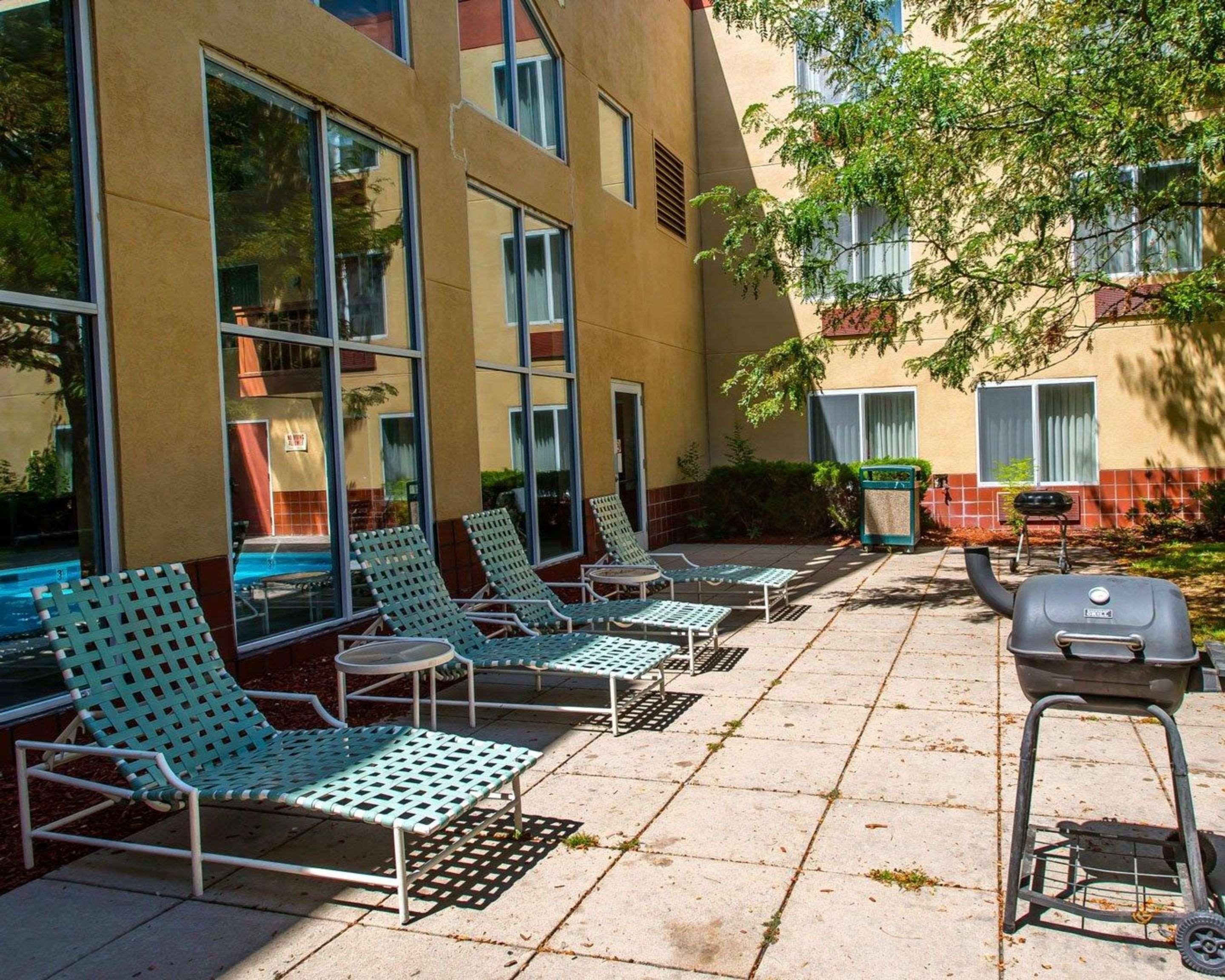 Quality Inn And Conference Center Greeley Downtown Esterno foto