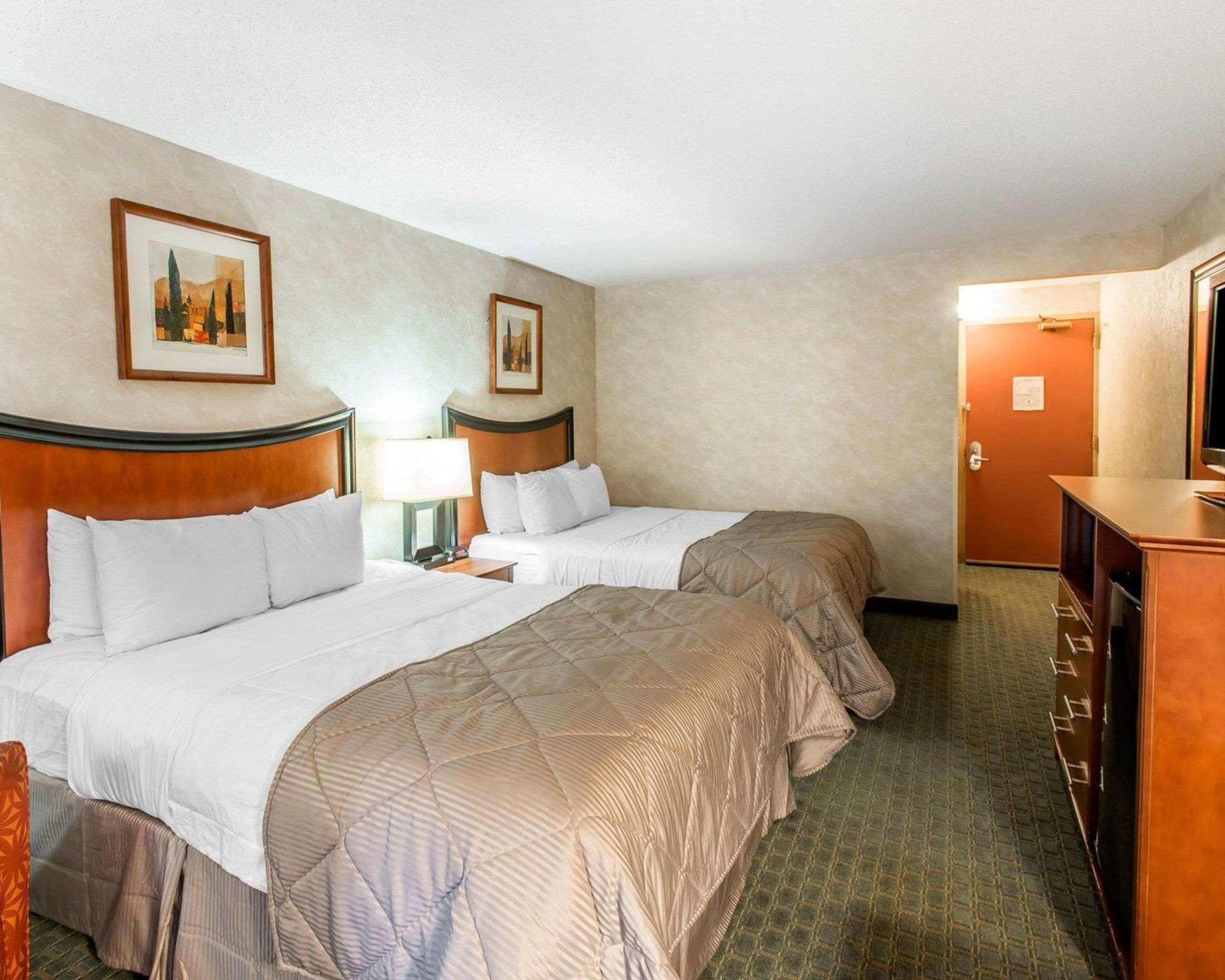 Quality Inn And Conference Center Greeley Downtown Esterno foto