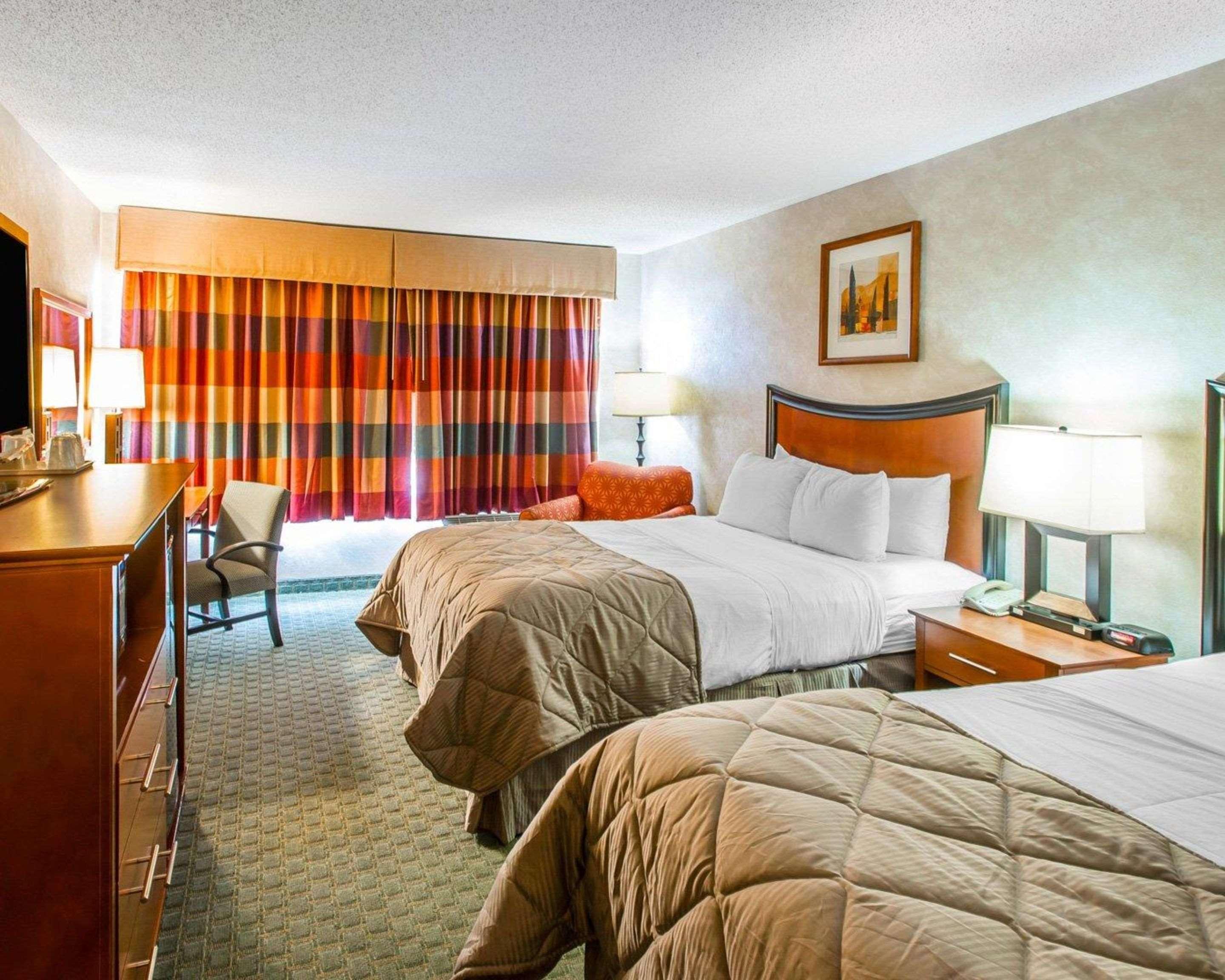 Quality Inn And Conference Center Greeley Downtown Esterno foto
