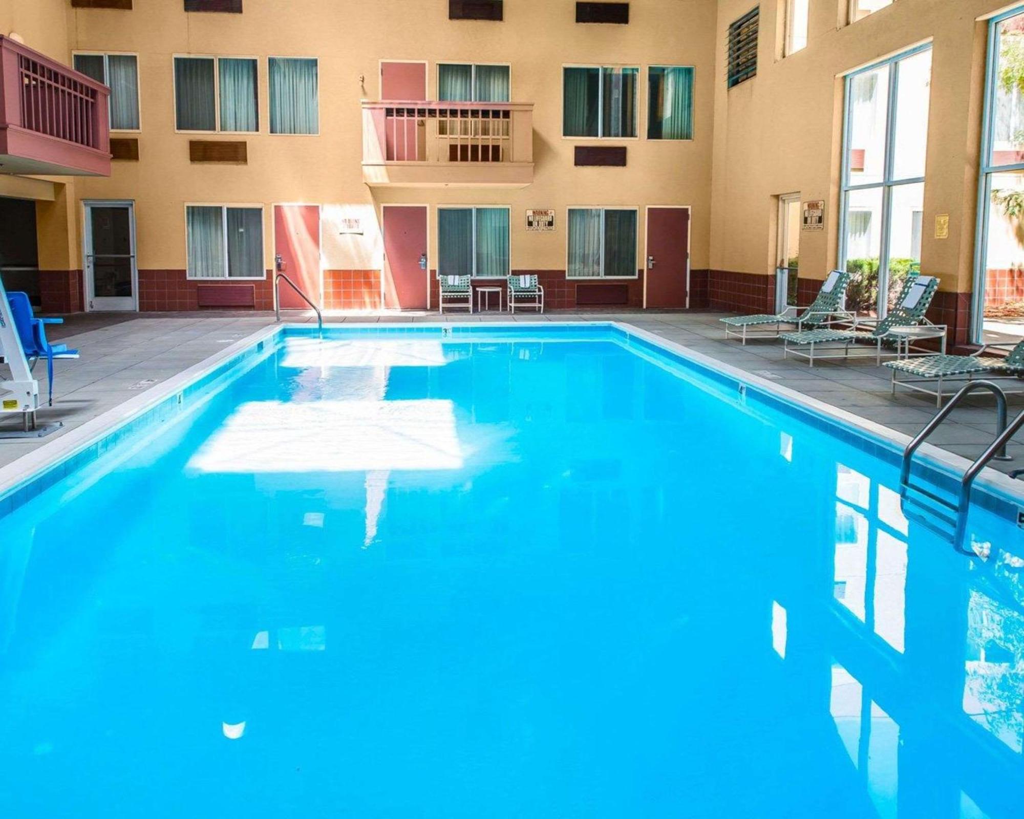Quality Inn And Conference Center Greeley Downtown Esterno foto
