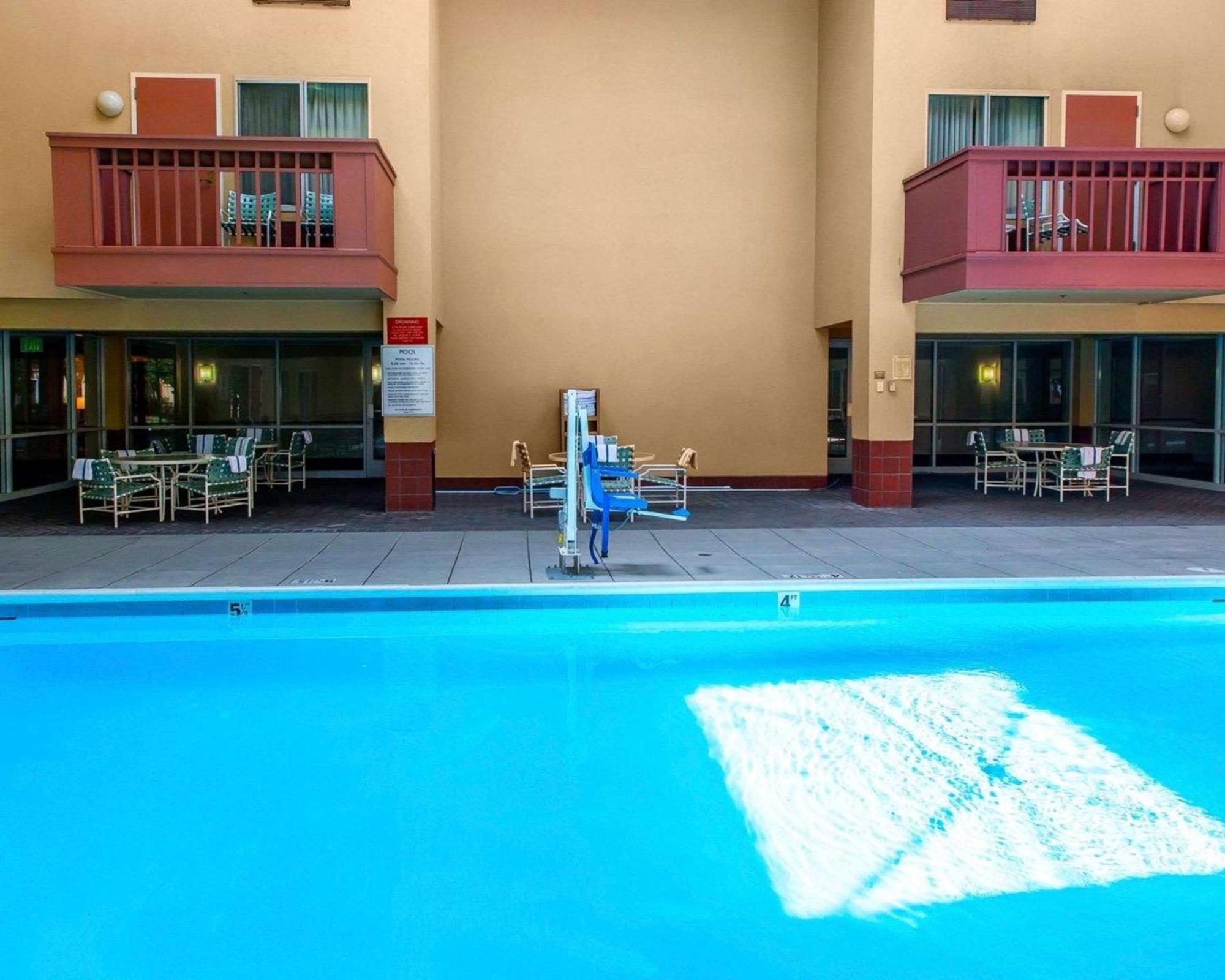 Quality Inn And Conference Center Greeley Downtown Esterno foto