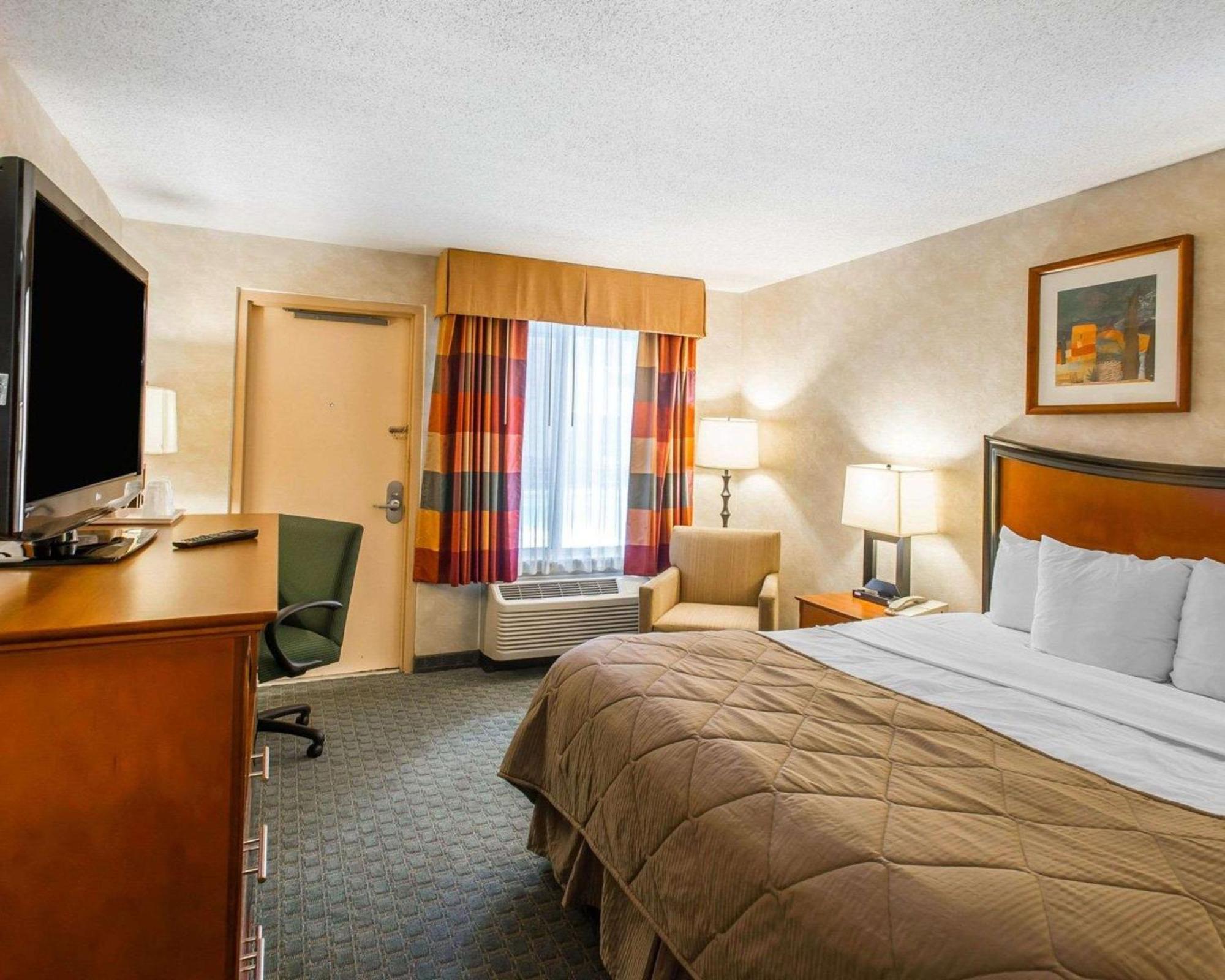 Quality Inn And Conference Center Greeley Downtown Esterno foto