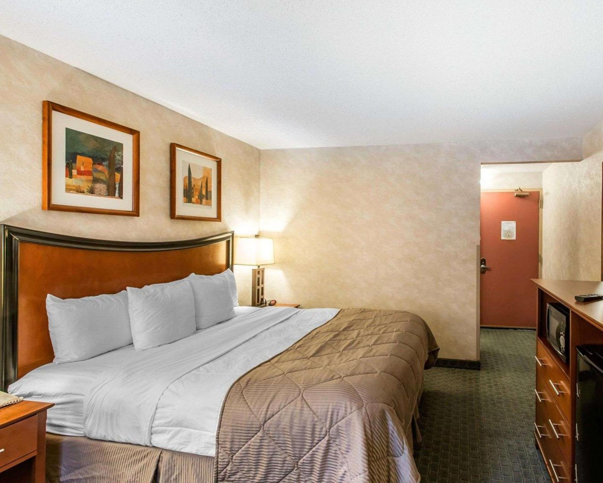 Quality Inn And Conference Center Greeley Downtown Esterno foto