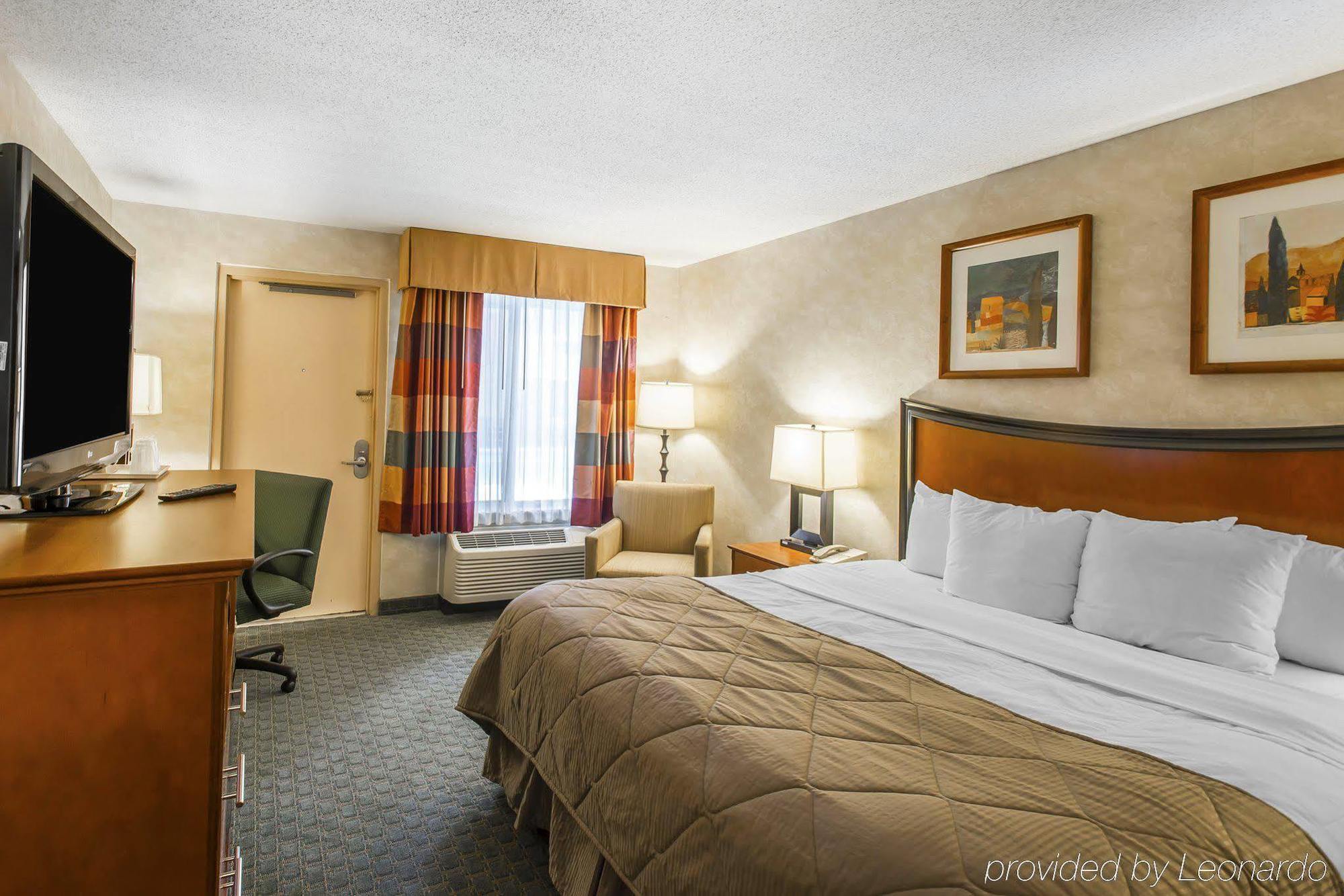Quality Inn And Conference Center Greeley Downtown Esterno foto